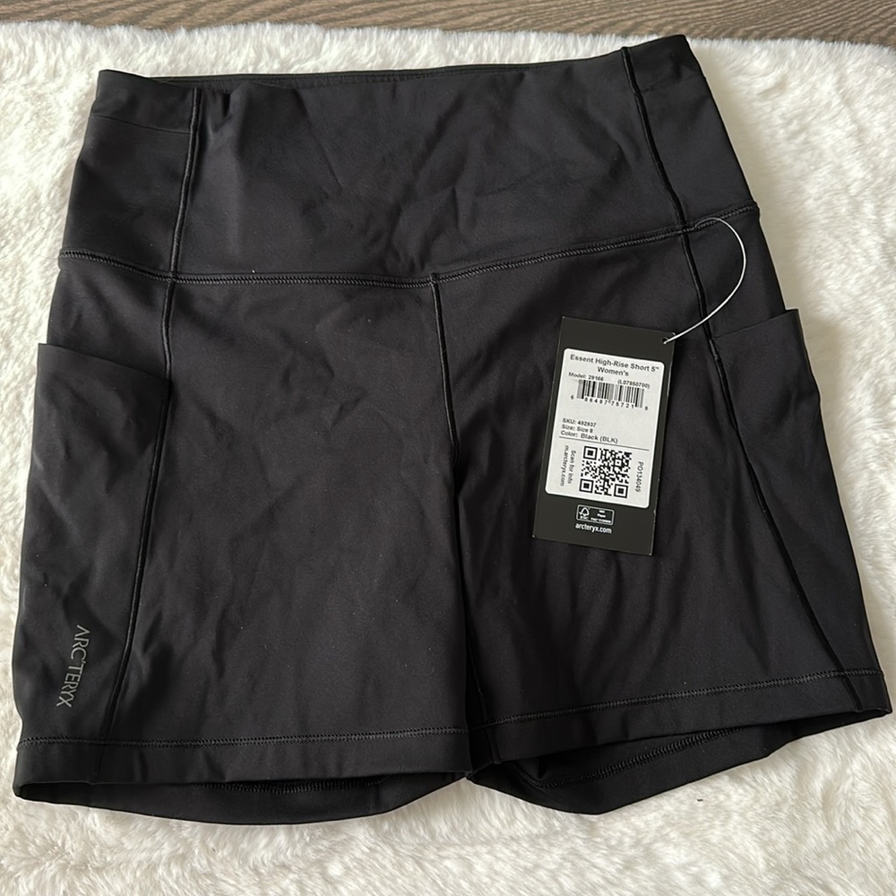 Arc'teryx Black Women's High-Rise Shorts